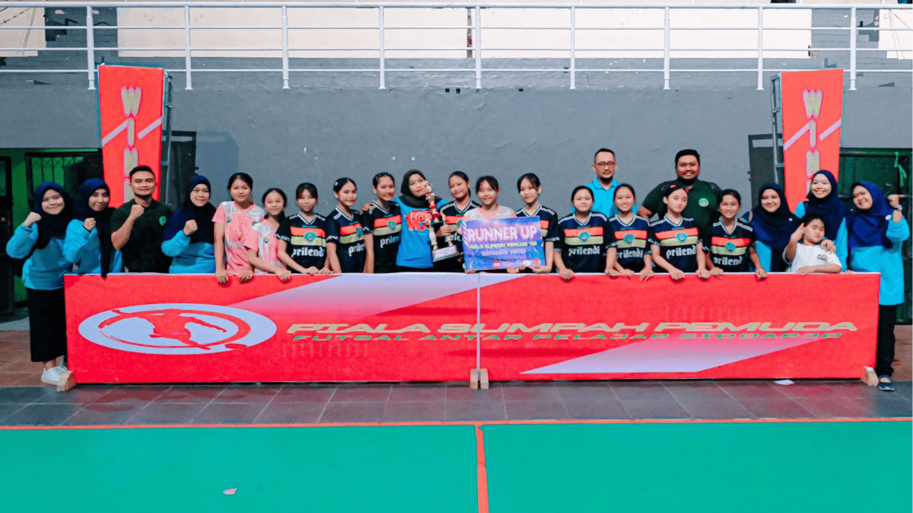 TIM FUTSAL PUTRI SMP PGRI 10 CANDI MENCETAK SEJARAH BARU